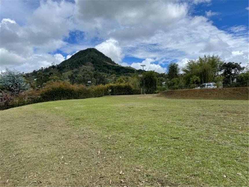 Lote en Montecapiro