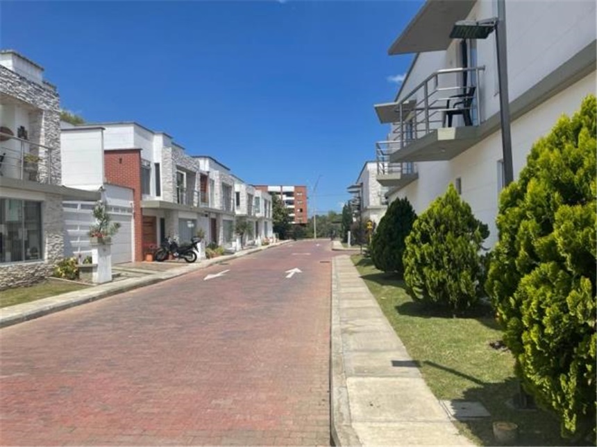 Hermosa casa en La Ceja