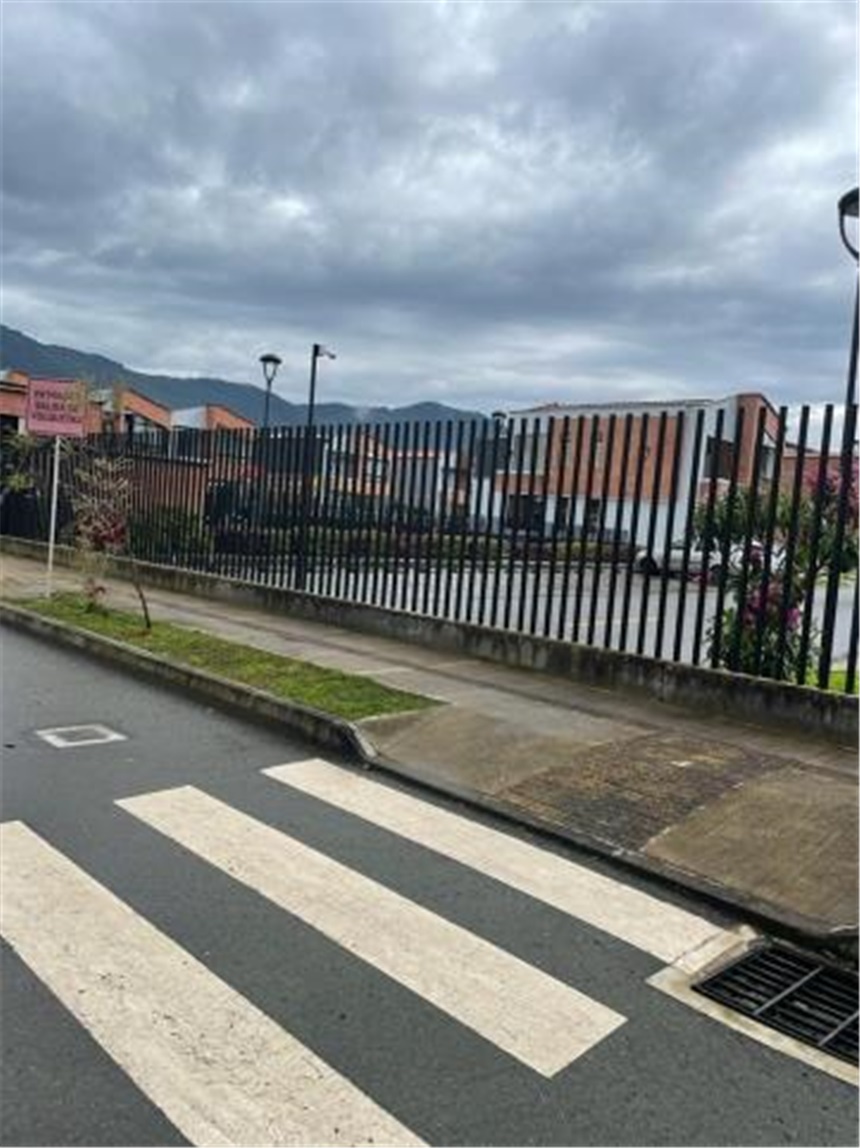 Lote en Unidad Cerrada