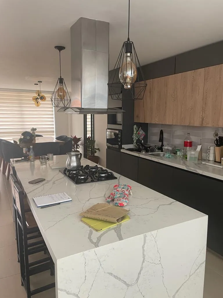 Moderna casa en La Ceja