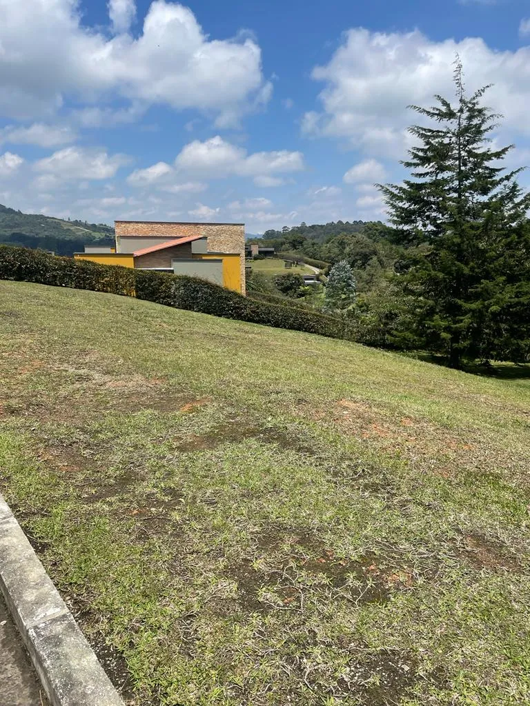 Lote en La Ceja / El Canadá