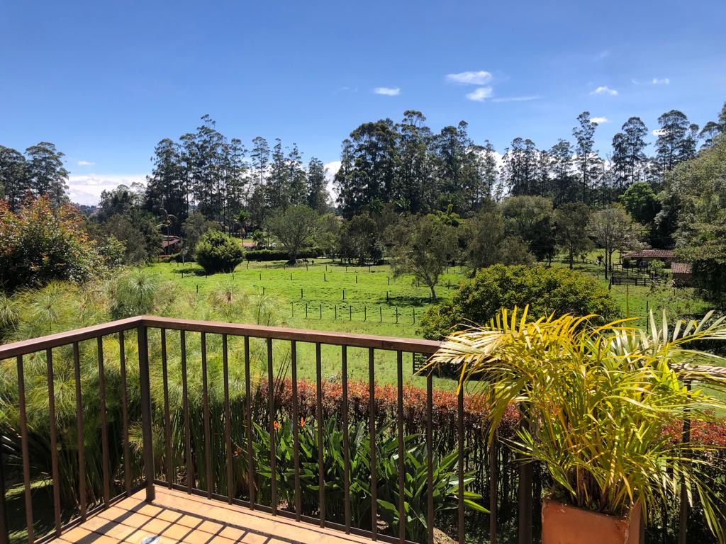 Venta de 2 Casas completas en LLanogrande sector La Amalita