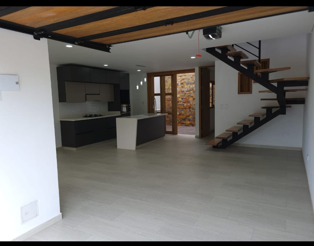 Hermosa casa venta en la ceja en el sector El Tambo