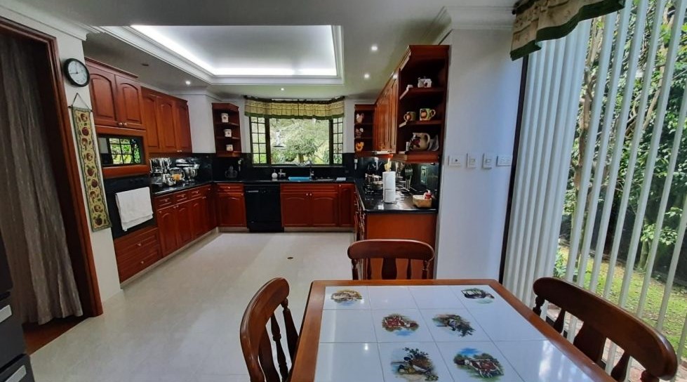 Casa en venta unidad cerrada, lote independiente, Altos del Poblado