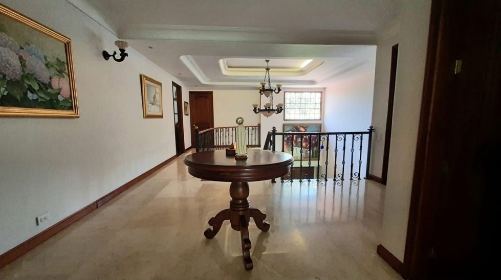 Casa en venta unidad cerrada, lote independiente, Altos del Poblado