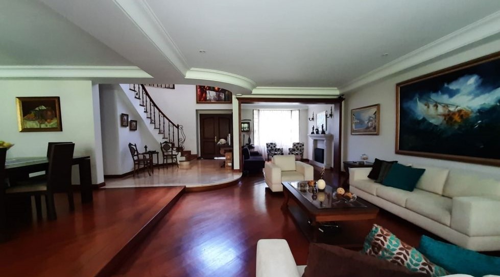 Casa en venta unidad cerrada, lote independiente, Altos del Poblado