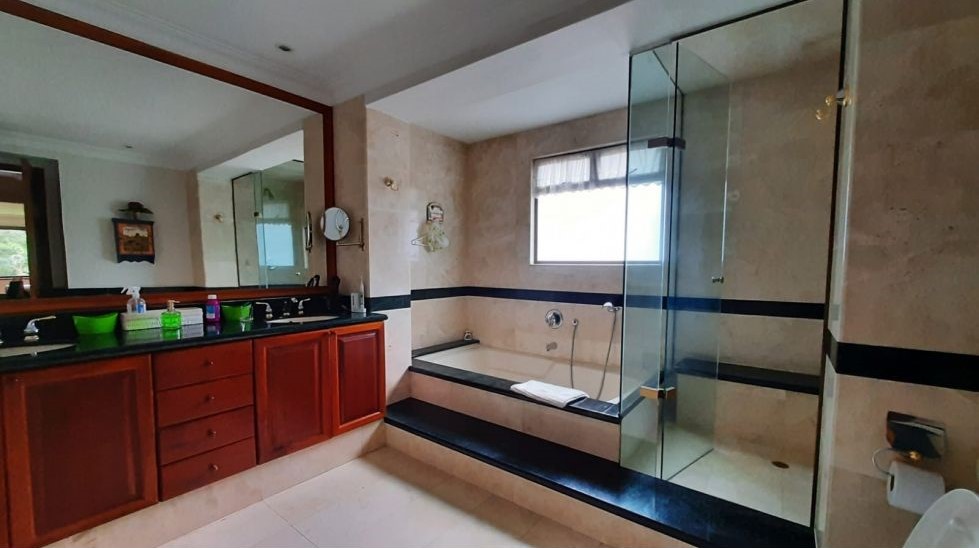 Casa en venta unidad cerrada, lote independiente, Altos del Poblado