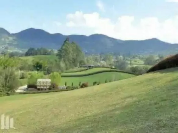 Venta de Lote en Parcelación cerrada, vía San Antonio La Ceja