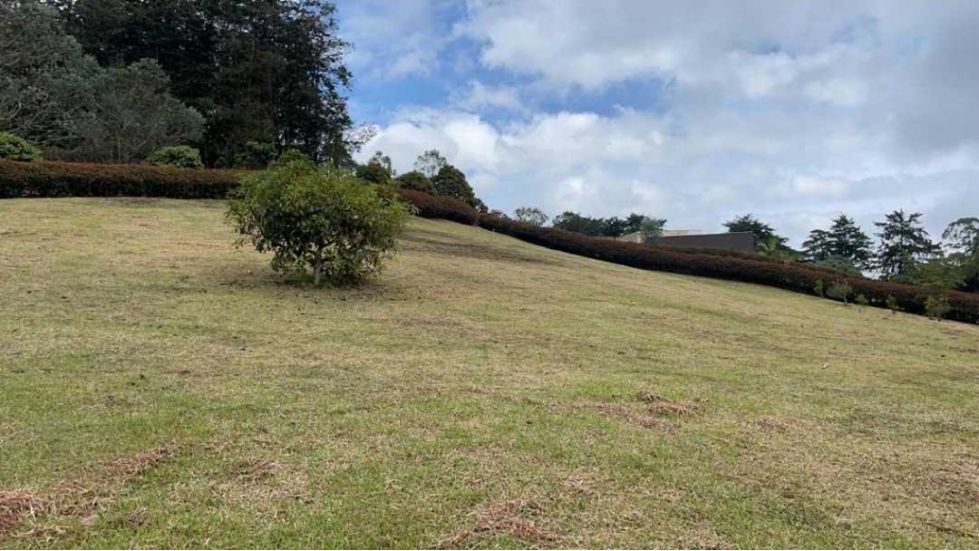Venta de Lote en Parcelación cerrada, vía San Antonio La Ceja
