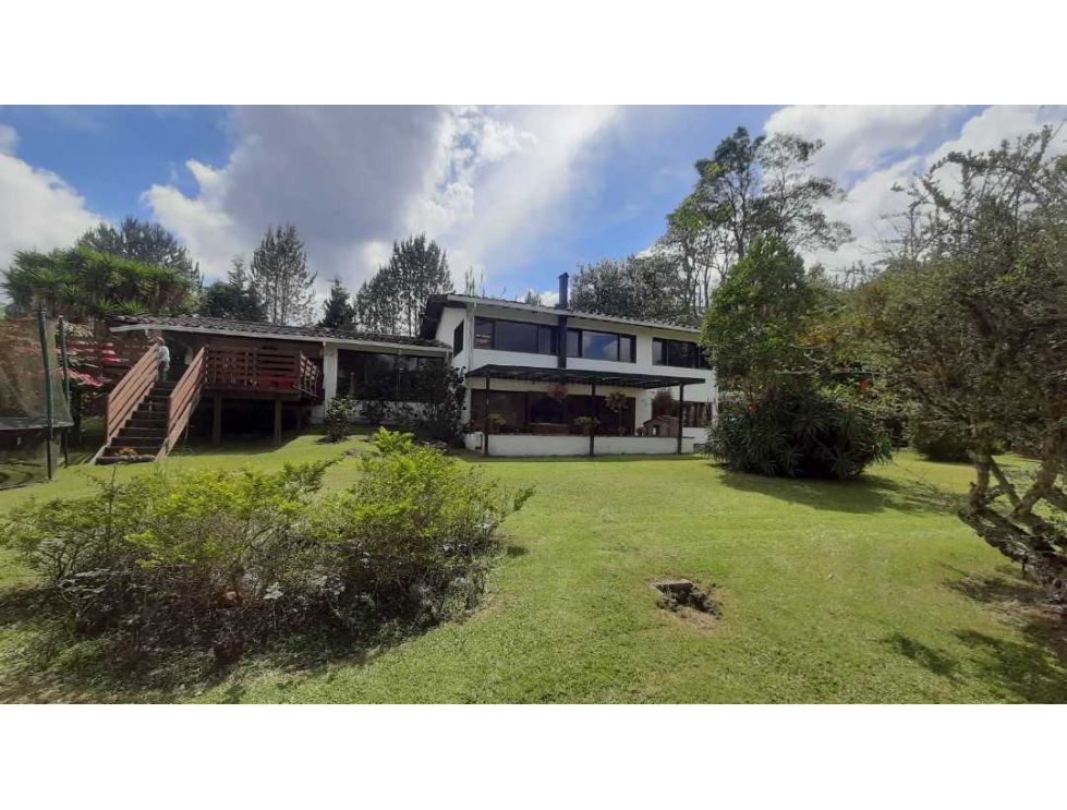 Casa campestre en venta, sector Fizebad,Gran Lote independiente