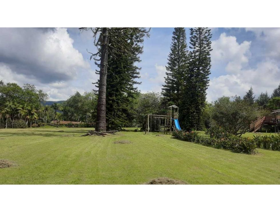 Casa campestre en venta, sector Fizebad,Gran Lote independiente