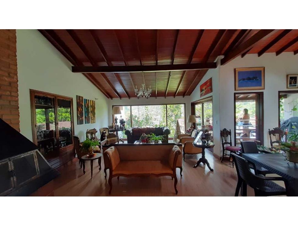Casa campestre en venta, sector Fizebad,Gran Lote independiente