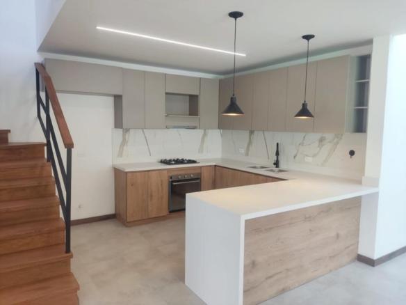 Casa NUEVA en Agua Fresca
