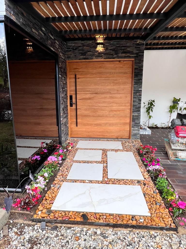 Casa finca para estrenar, ubicada en la parcelación el tambo, en La Ceja