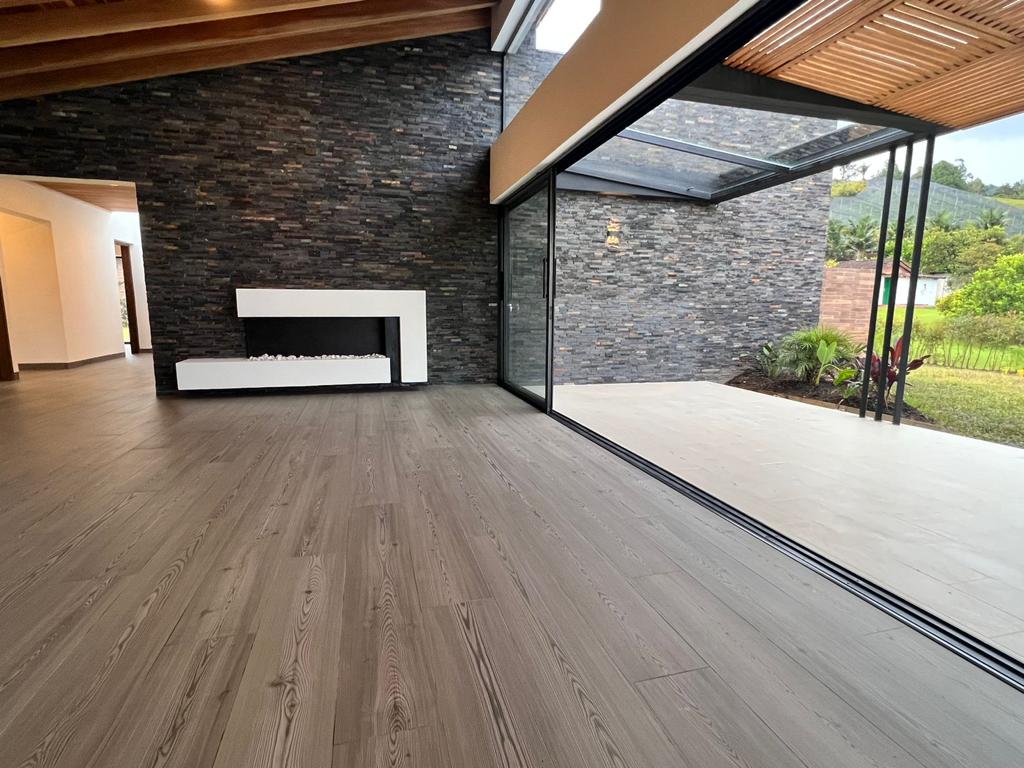 Casa finca para estrenar, ubicada en la parcelación el tambo, en La Ceja