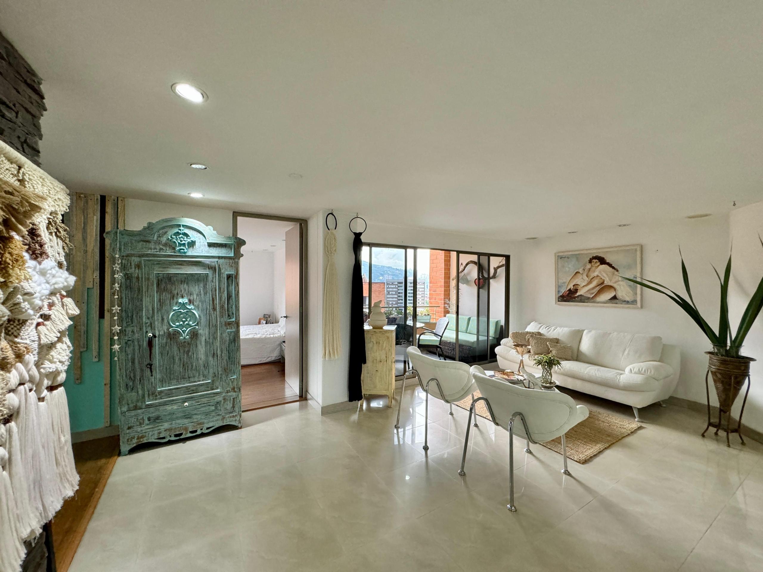 Apartamento en la Loma del Campestre